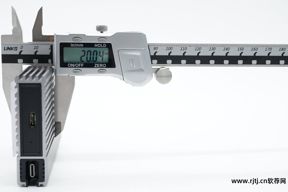 测试硬盘的软件_移动硬盘测试软件_机械硬盘测试软件